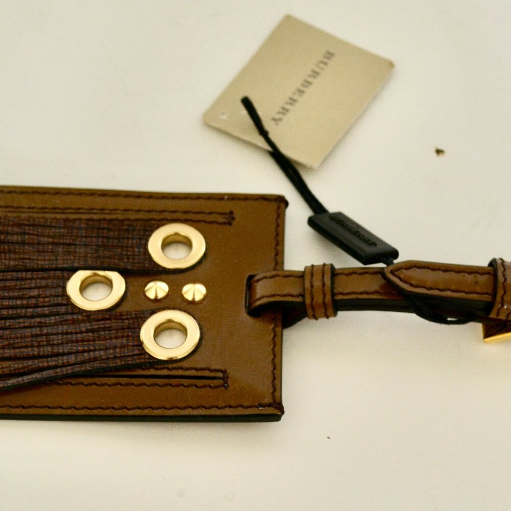 NWT  BURBERRY PRORSUM EYELET FRINGE LEATHER LUGGAGE TAG - Picture 2 of 5